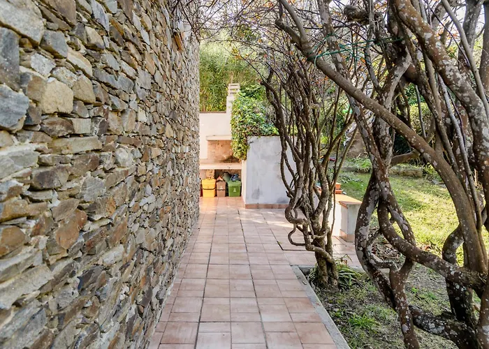 Guesthost - Bright Near La Pelosa Beach, Wifi & Parking! * Stintino